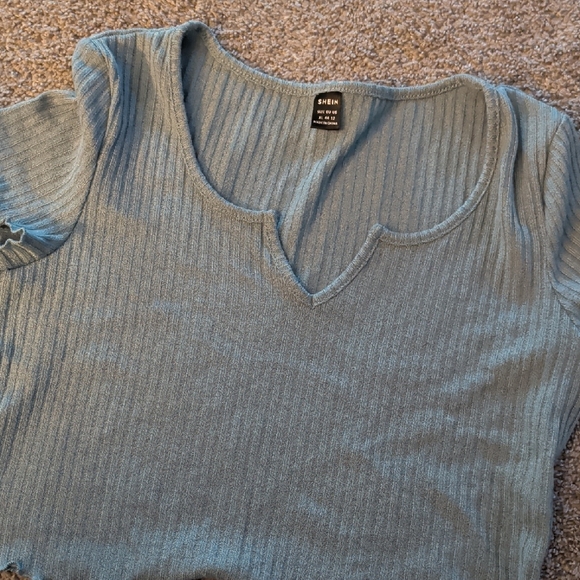 SHEIN Light Blue Ribbed Crop Top - Picture 1 of 1